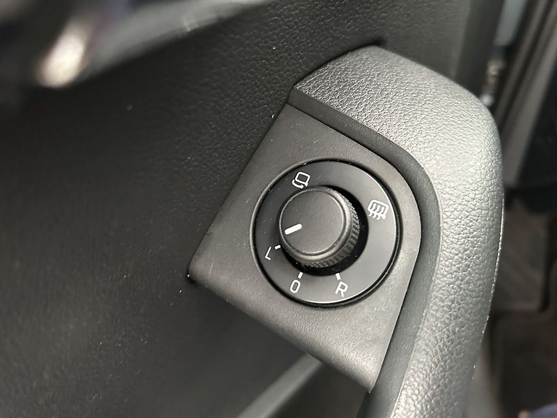 Škoda Octavia 2.0 TSI RS - fotka 32 z 35