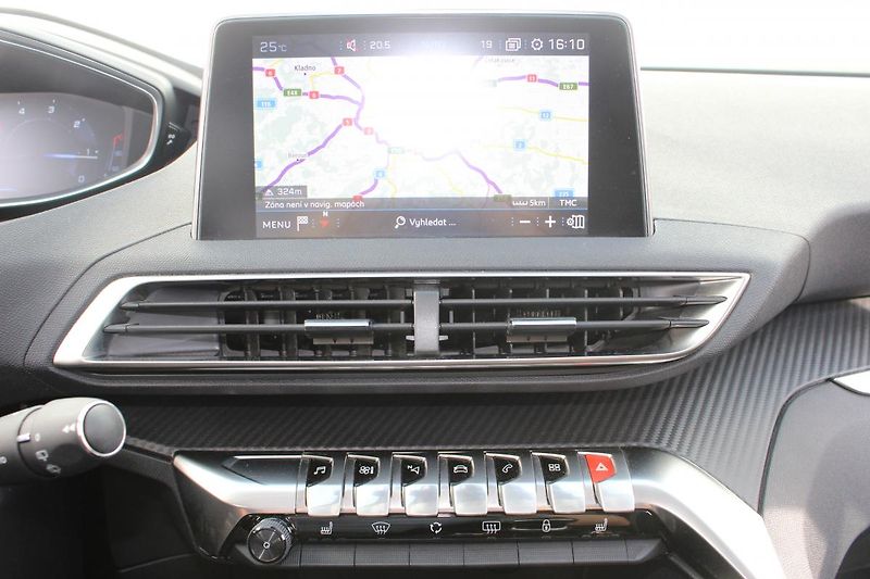 Peugeot 3008 (2018) ACTIVE 2.0 BLUEHDI 150 MAN6 - fotka 16 z 16