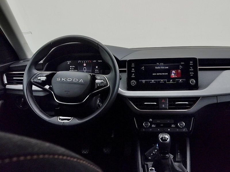 Škoda Scala (2025) Top Selection 1,0 Tsi 85 Kw - fotka 6 z 34