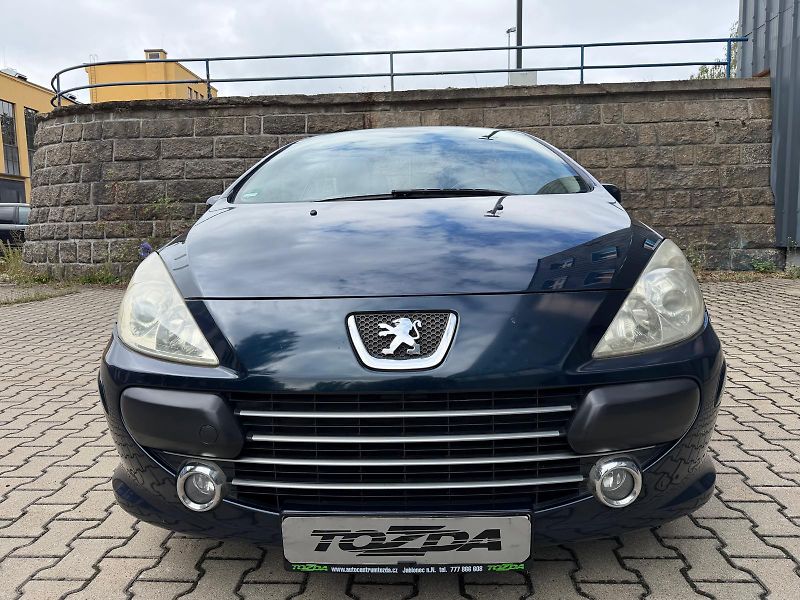 Peugeot 307 1,6i 16V  - fotka 9 z 24