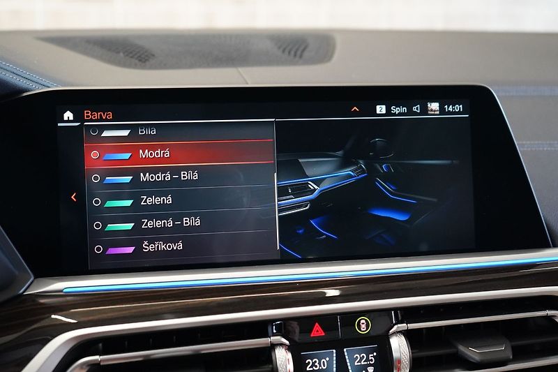 BMW X7 40d xDrive, Laser, Tažné, HUD - fotka 32 z 50