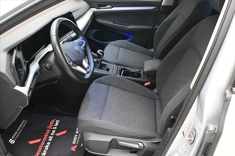Volkswagen Golf 2,0 TDI 110kW Life LED Záruka - fotka 13 z 31