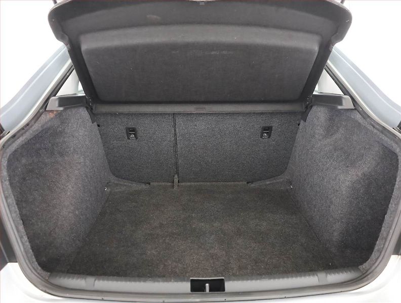 Škoda Rapid (2014) 1.6 TDI - fotka 11 z 11