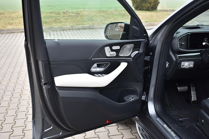 Mercedes-Benz GLE 450d 4M AMG - fotka 13 z 57