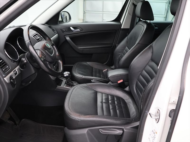 Škoda Yeti 2,0 TDI 103kW DSG 4x4 DPH - fotka 10 z 28