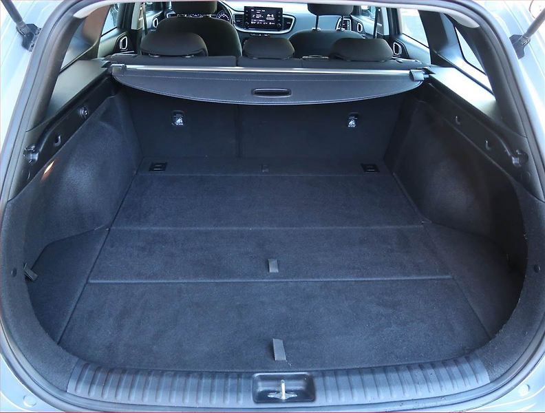 Kia Ceed (2023) Spin 1.0 T-GDI, SPIN, DPH - fotka 13 z 15