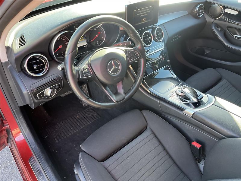 Mercedes-Benz Třídy C 2,1 250d 150KW 4MATIC LED DPH - fotka 9 z 50