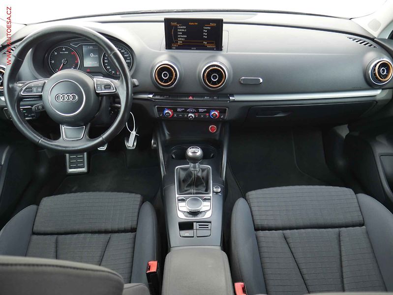 Audi A3 (2013) 2.0TDi, Ambition - fotka 8 z 22