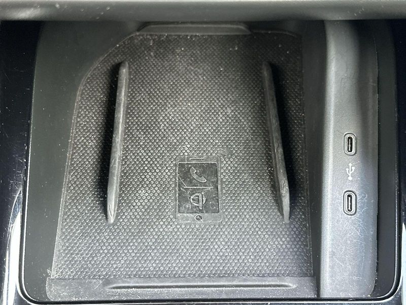 Škoda Kamiq (2023) 1.0 TSI Style - fotka 21 z 28