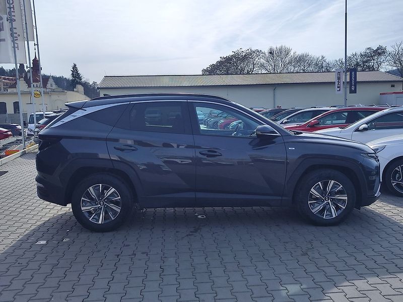 Hyundai Tucson 1.6 T-GDi/110kW Smart Navi DCT - fotka 4 z 34