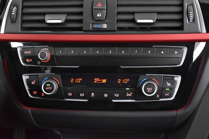 BMW Řada 3 GT 320d xDrive SPORT*KEYLESS* - fotka 25 z 45