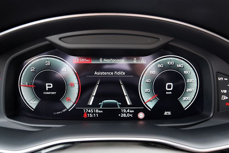 Audi Q7 50 TDI/Q/360/20/Sline/DPH - fotka 39 z 50