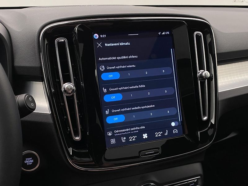 Volvo XC40 (2026) B3 AUT DARK ULTRA  - fotka 41 z 61