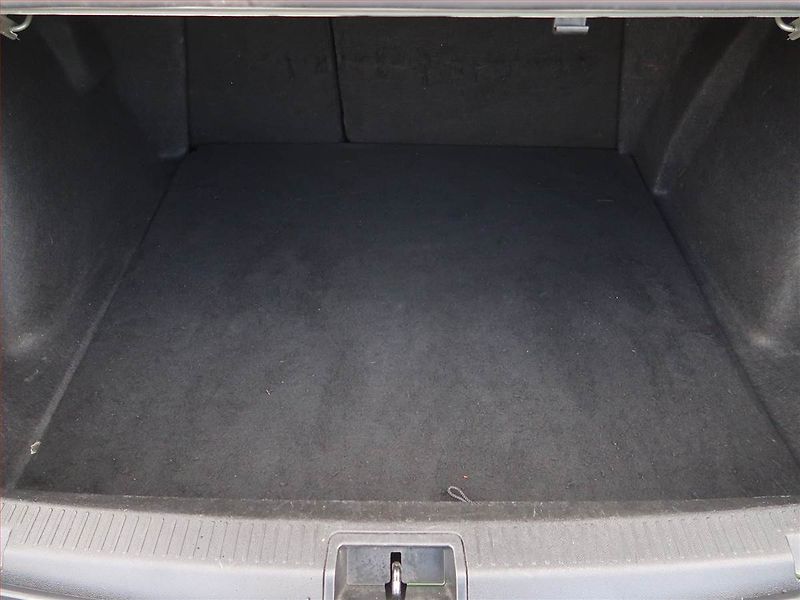 Renault Fluence (2012) 1.6 16V, Tempomat - fotka 13 z 18