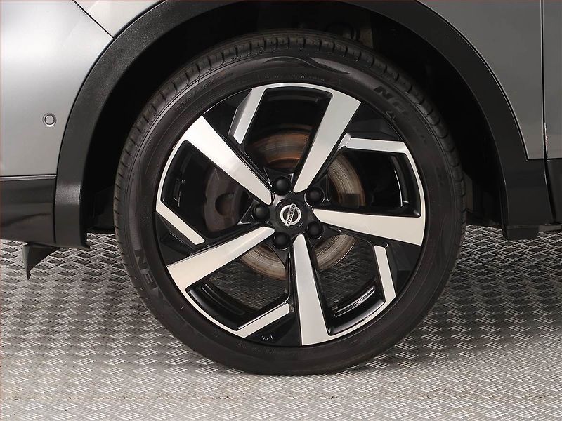 Nissan Qashqai (2020) 1.7 dCi, Kůže, Navi, Tempomat - fotka 14 z 17