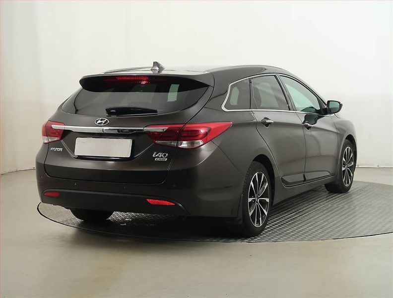 Hyundai i40 (2017) 1.7 CRDi, Serv.kniha, Navi - fotka 5 z 16