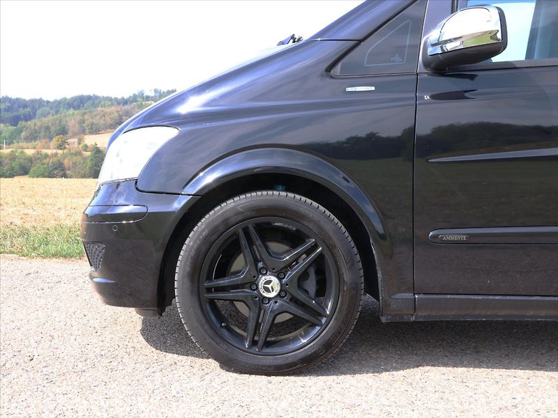 Mercedes-Benz Viano 3,0 CDI 165kW Aut. 6-Míst Tažn - fotka 27 z 34