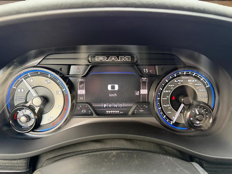 Dodge RAM (2022) +3500+CUMMINS+LIMITED CUSTOM+ - fotka 19 z 26