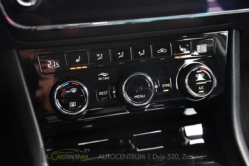 Škoda Superb 2.0TDi  - fotka 36 z 58