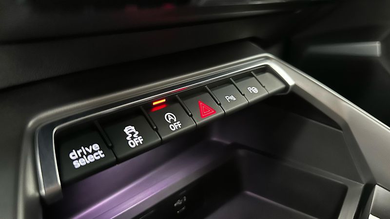 Audi RS 3 2 SADY KOL / ZÁRUKA - fotka 41 z 56