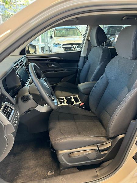 KGM Korando SMART 1.5 GDI-T 72689 - fotka 9 z 11