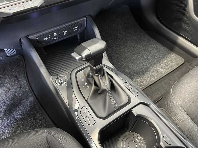 Kia K4 1.6 T-GDi EXCLUSIVE 110 KW (20 - fotka 24 z 29