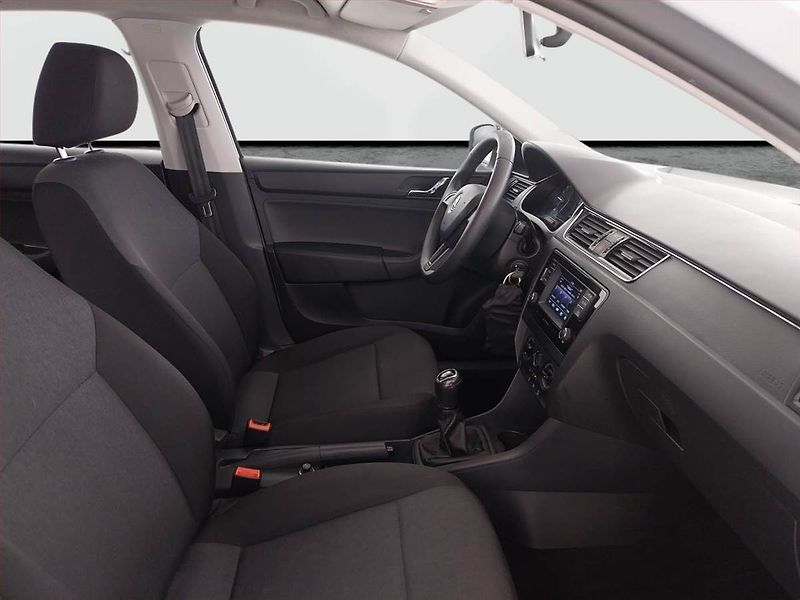 Škoda Rapid (2016) 1.4 TDI - fotka 7 z 16