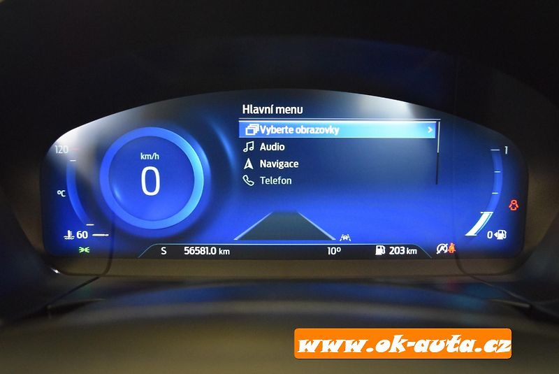 Ford Kuga 1.5 EBLUE TITANIUM 56 000 KM - fotka 47 z 57
