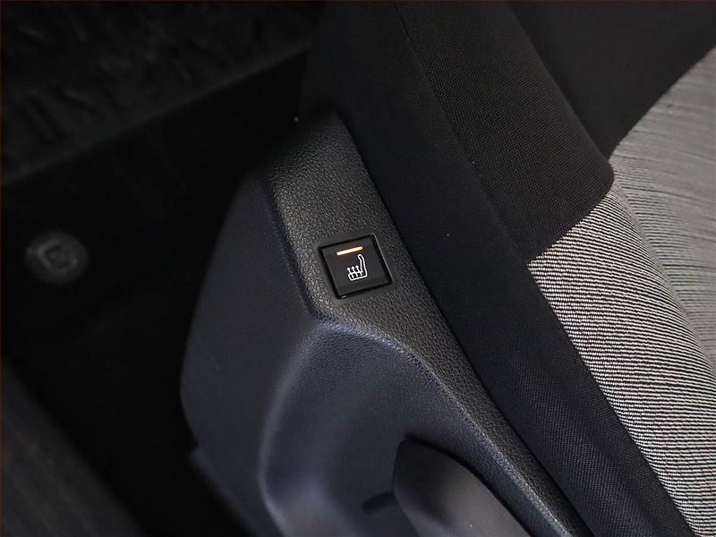 Citroën Berlingo (2020) Feel 1.5 BlueHDi, 5Míst, ČR - fotka 13 z 13