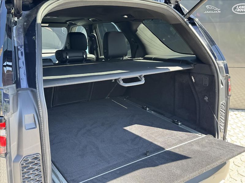 Land Rover Discovery 3,0 SDV6 HSE 4WD NOVÝ MOTOR - fotka 14 z 35