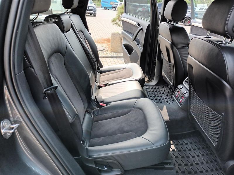 Audi Q7 3,0 TDI,150KW,ČR,S-LINE,TAŽNÉ, - fotka 24 z 41
