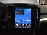 Volvo XC40 2,0 B4 Ultra Panorama,BLIS - náhled 17