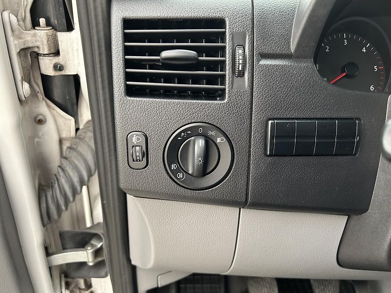 Volkswagen Crafter 2.0 TDI - fotka 10 z 21
