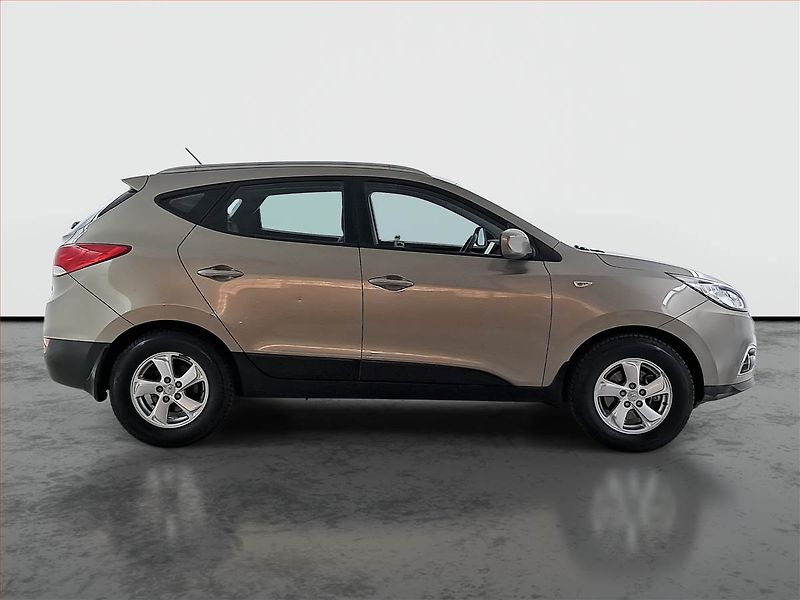 Hyundai ix35 (2010) 2.0 CVVT, 4X4, Navi - fotka 6 z 20