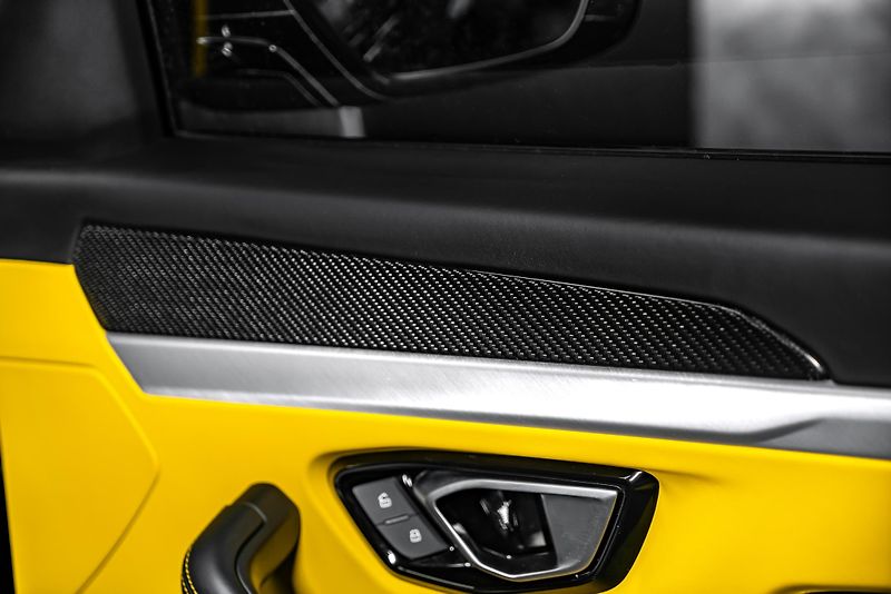 Lamborghini Urus B&O/360/PANO/KARBON/MASÁŽ/ - fotka 25 z 28