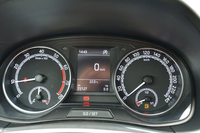 Škoda Fabia (2022) Combi 1.0 TSI 70 KW Ambition P - fotka 7 z 24