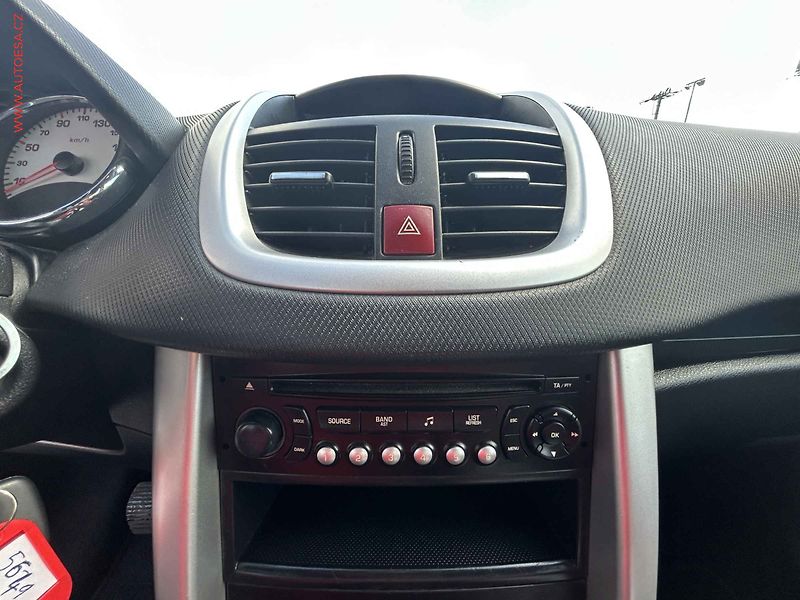 Peugeot 207 (2011) 1.4MPi - fotka 14 z 15