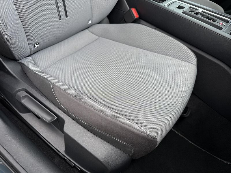 Seat Leon DSG 1,5 TSi 85 kW Style - fotka 20 z 23