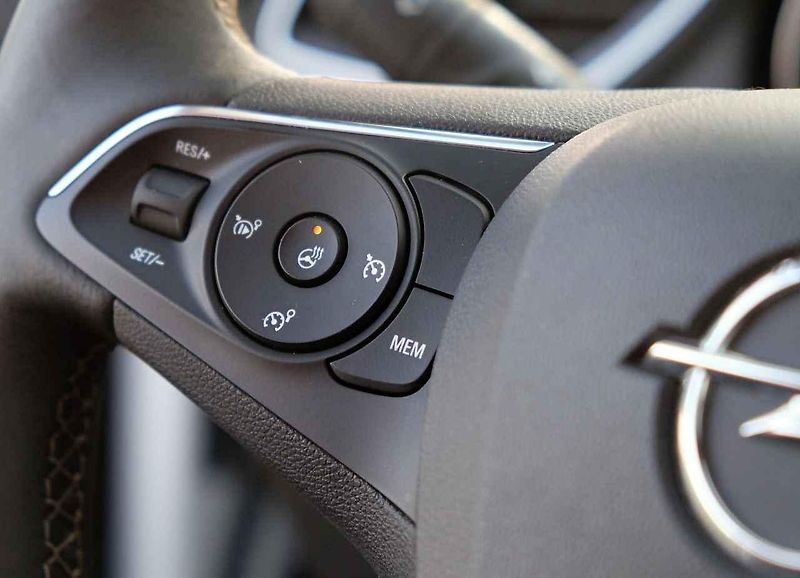 Opel Grandland X.