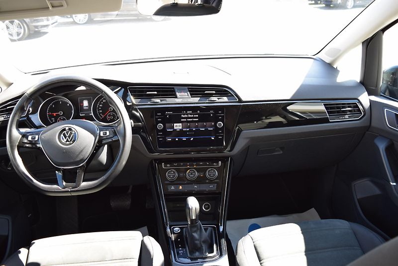 Volkswagen Touran (2021) 2.0TDI 110kw DSG 7MÍST HIGHLIN - fotka 20 z 50