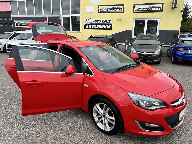Opel Astra 1.6 TURBO 125KW,EXCLUSIVE,1MAJ - fotka 30 z 43