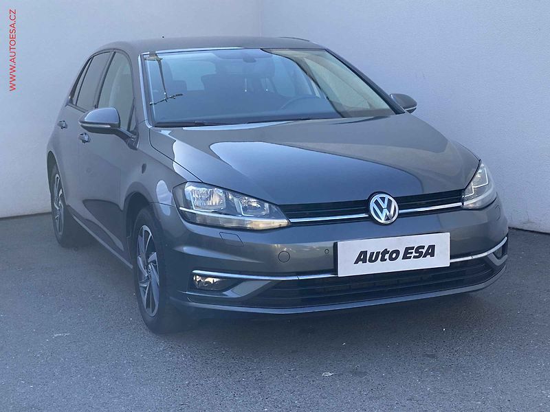 Volkswagen Golf (2017) 1.4 TSi, Sound, navi - fotografie inzerátu