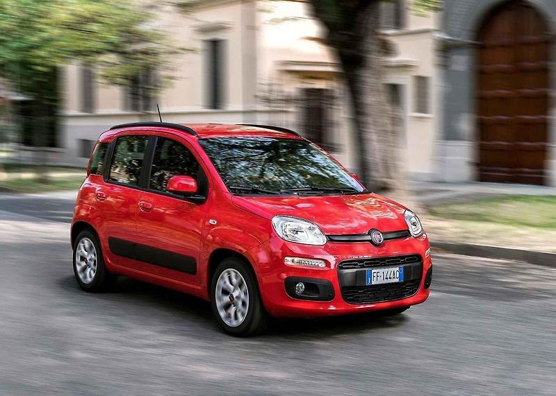 Výhodně koupíte třeba Dacii Duster, která na podzim plošně zlevnila o 15 tisíc korun.