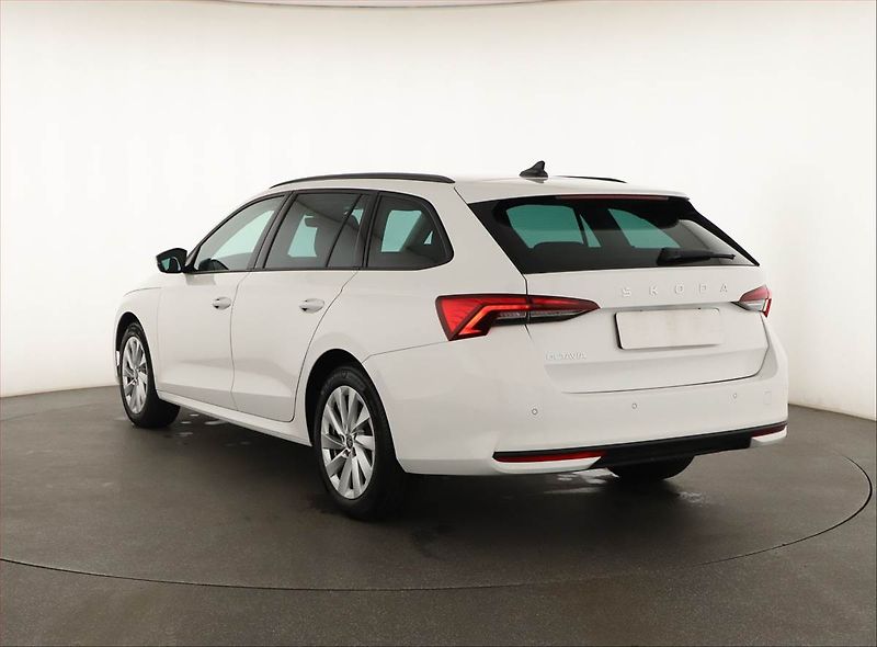 Škoda Octavia (2025) 1.5 eTSI mHEV, SELECTION - fotka 4 z 20