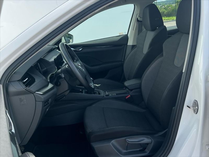 Škoda Octavia 2,0 TDi 85kW AMBITION PLUS - fotka 11 z 24
