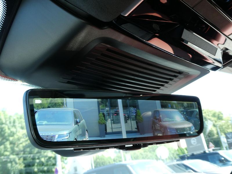Land Rover Range Rover Sport (2026) SV P635 - fotka 36 z 43
