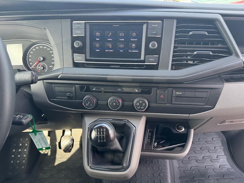 Volkswagen Transporter (2022) COMBI T6 2.0TDI 110kW CZ DPH - fotka 10 z 11