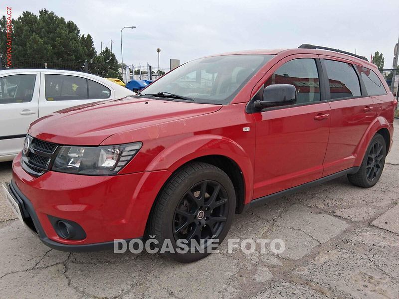 Fiat Freemont (2014) 2.0 Multijet 4x4, 7míst, AT - fotka 1 z 3