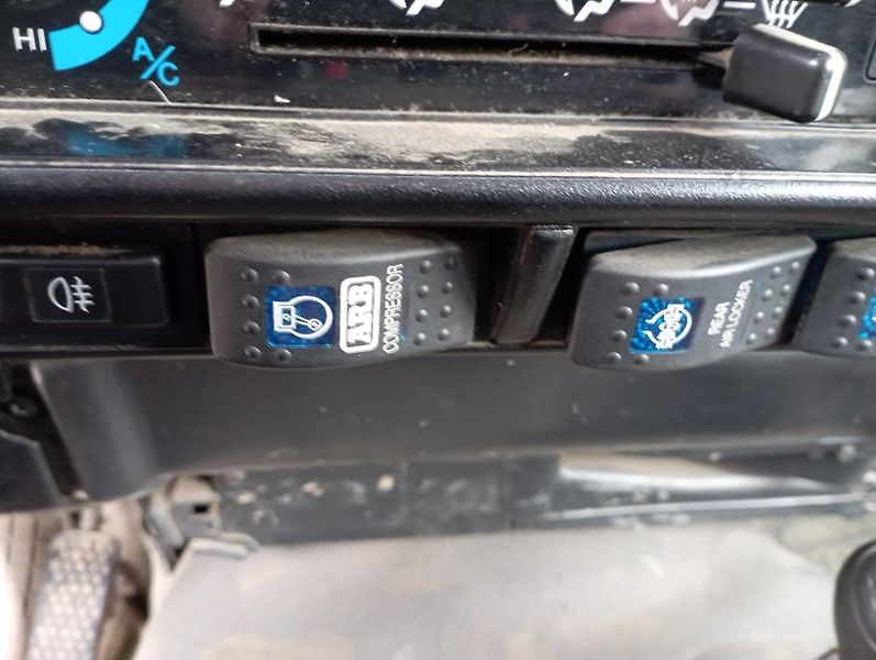 Toyota Ostatní (2009) HZJ 5 místná - fotka 29 z 31