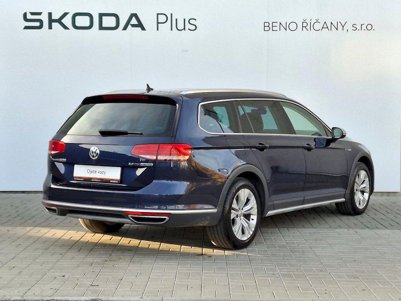 Volkswagen Passat (2016) Variant Alltrack DSG 4x4 2,0TD - fotka 2 z 35